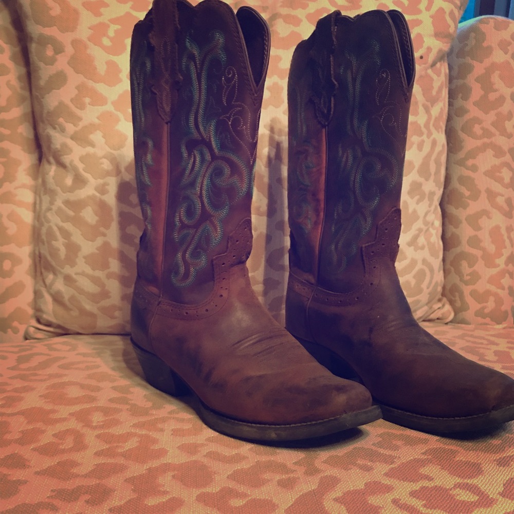 Women’s Cowboy Boats